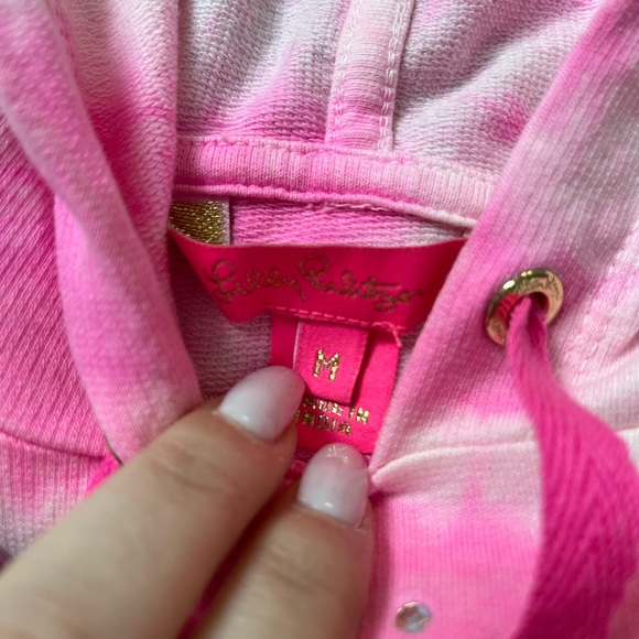 Lilly Pulitzer Laurian Hoodie Top Plumeria Pink Sun Splash Tie Dye Bling Sz M - Picture 2 of 5